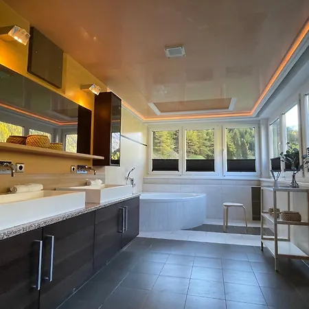 International House Superior Suit Penthouse Solden